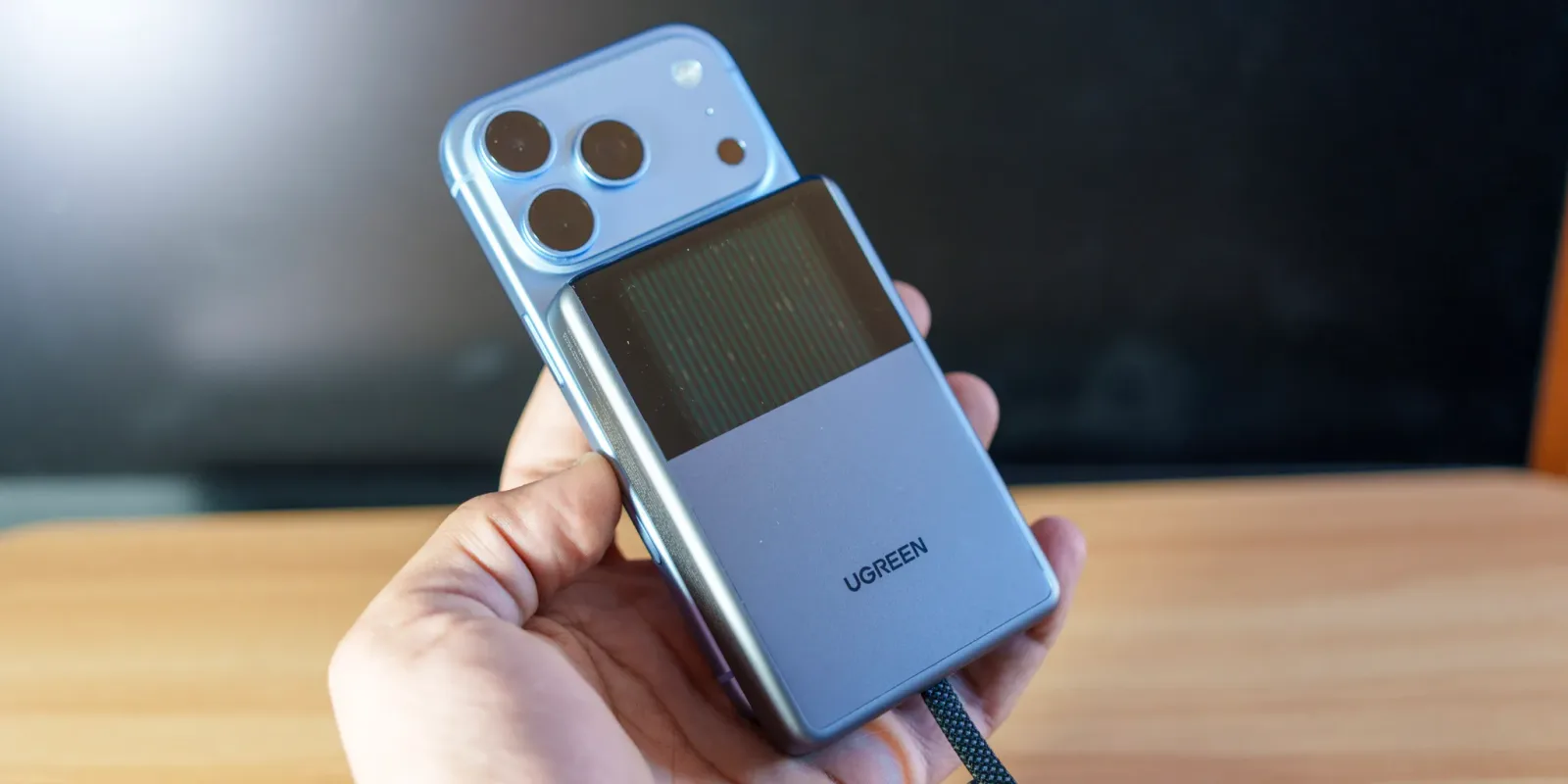 Hands-on: UGREEN’s new 25W MagSafe battery for iPhone features liquid cooling