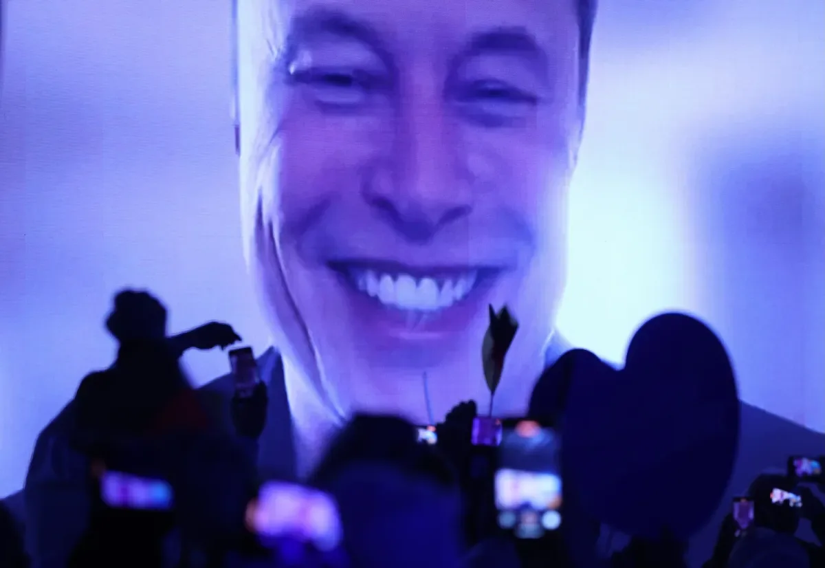 The internet is convinced Elon Musk's xAI trolled OpenAI's ‘Dots' launch