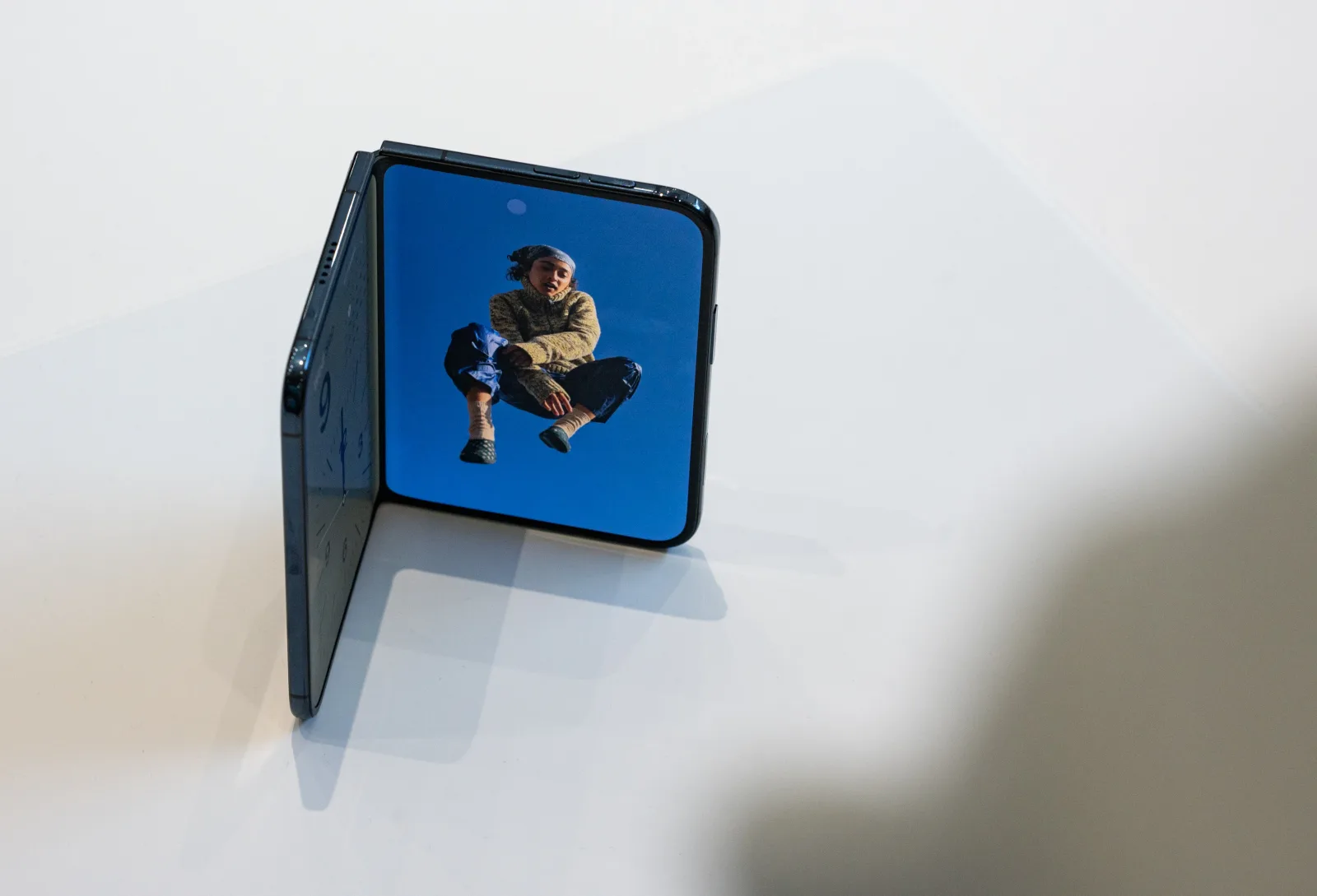 What’s the Best iPhone to Buy or Avoid Right Now? (2026)