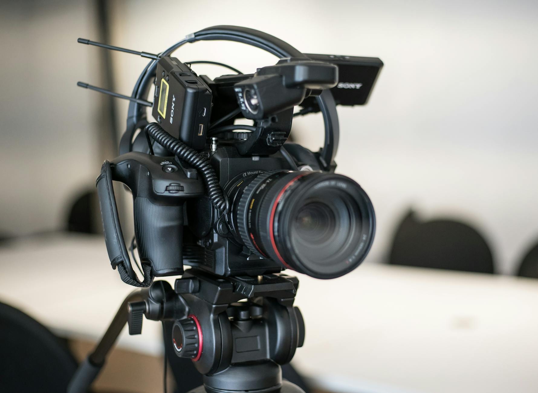 AI Prompts for YouTube: Scripts, Titles, Thumbnails & SEO