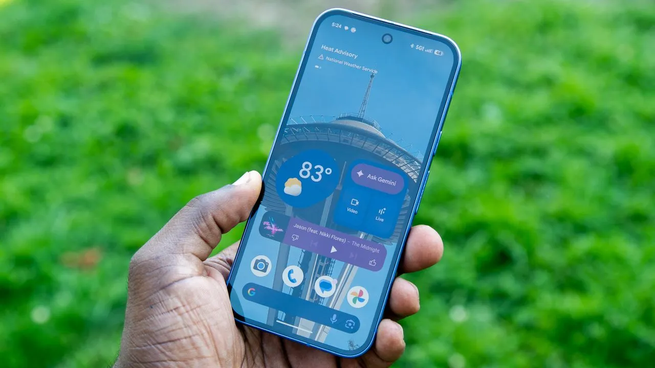 Mint Mobile slashes $500 OFF the Google Pixel 10 in new deal, plus get 50% off your phone bill for a year ,  I'm serious