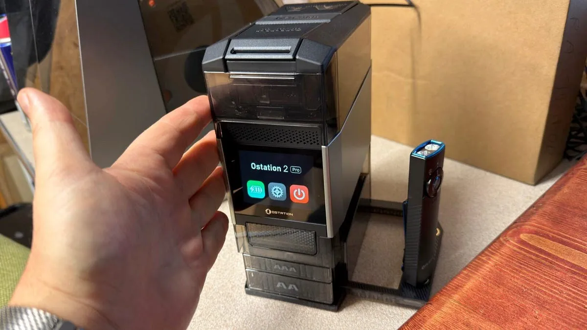 I stopped guessing which AA batteries are dead - this charging station keeps them in check for me