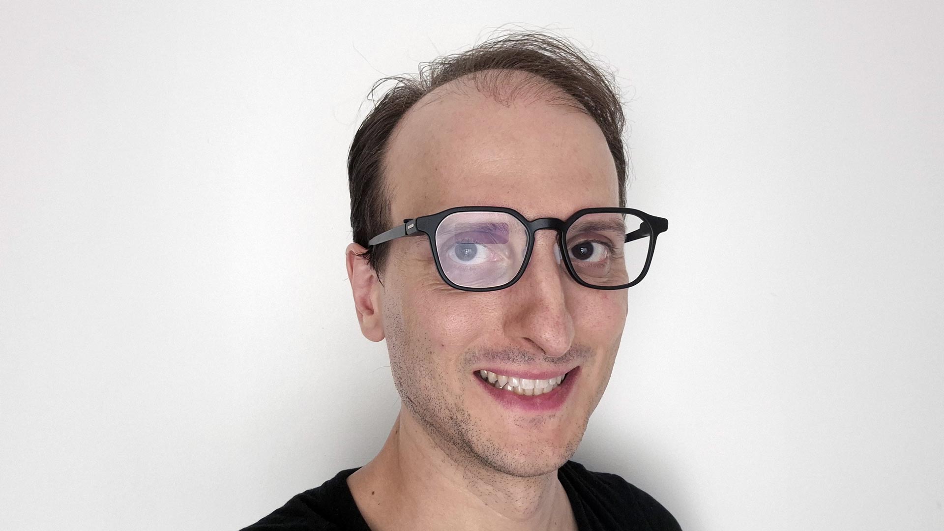 RayNeo iO Smart Glasses: AI Assistant Without the Camera Creep Factor
